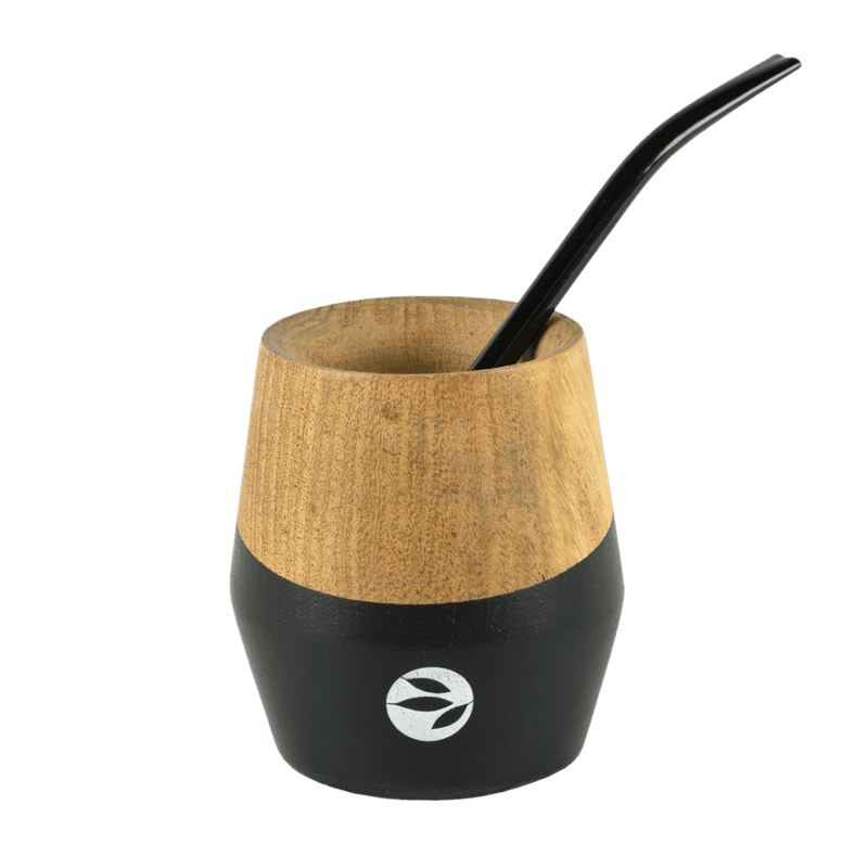 Calebass i tre med sugerør